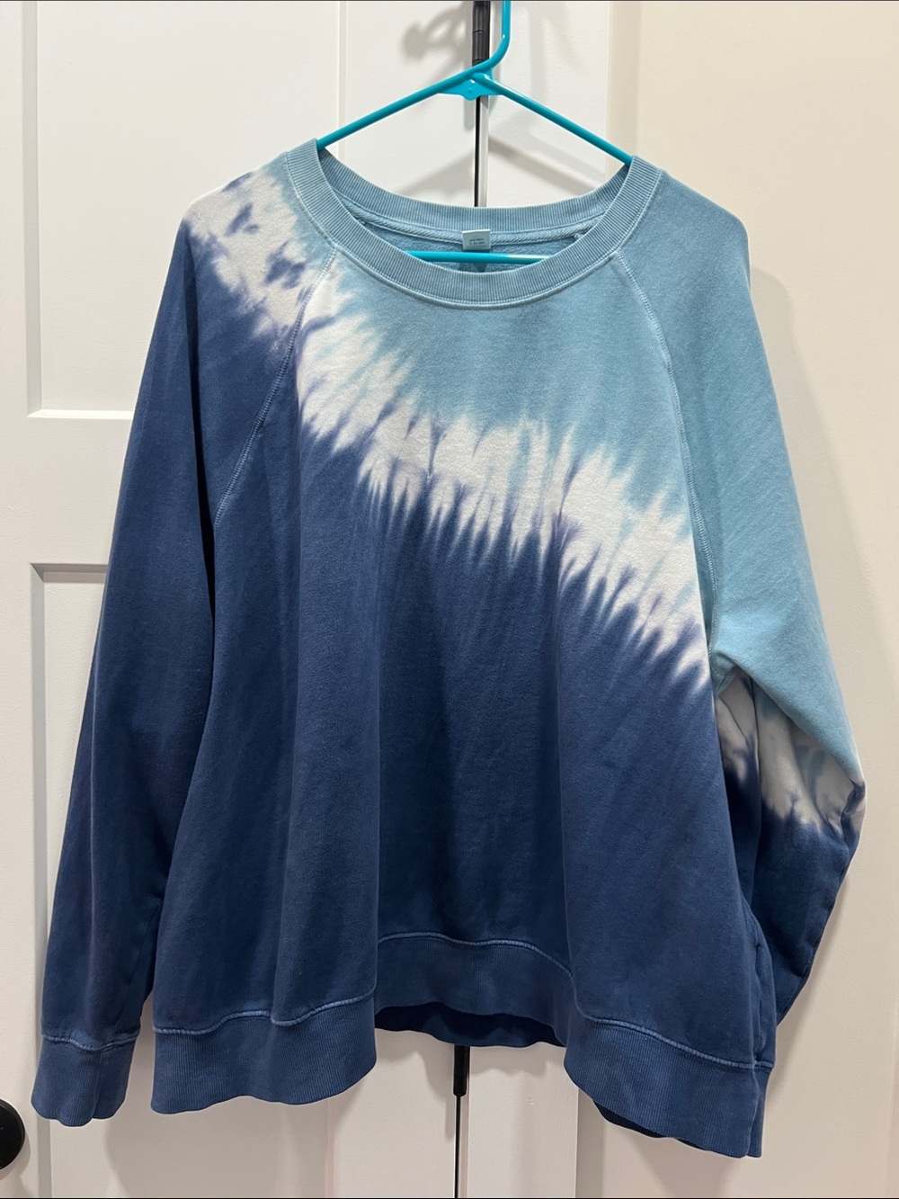 XXL TALL Old Navy Blue Tie-Dye Crewneck Sweater Pullover Sweatshirt